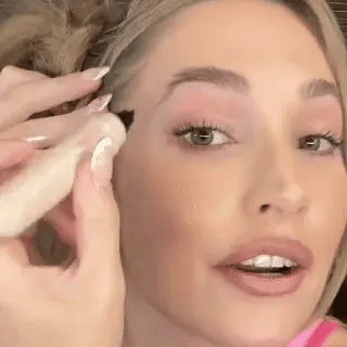 Oath Beauty - wing eyeliner